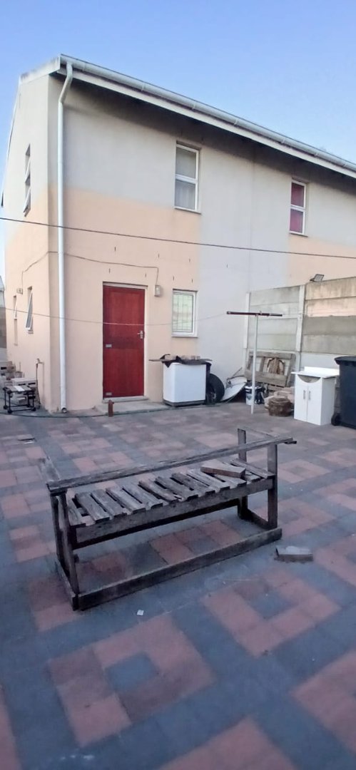 2 Bedroom Property for Sale in Harmony Village Western Cape